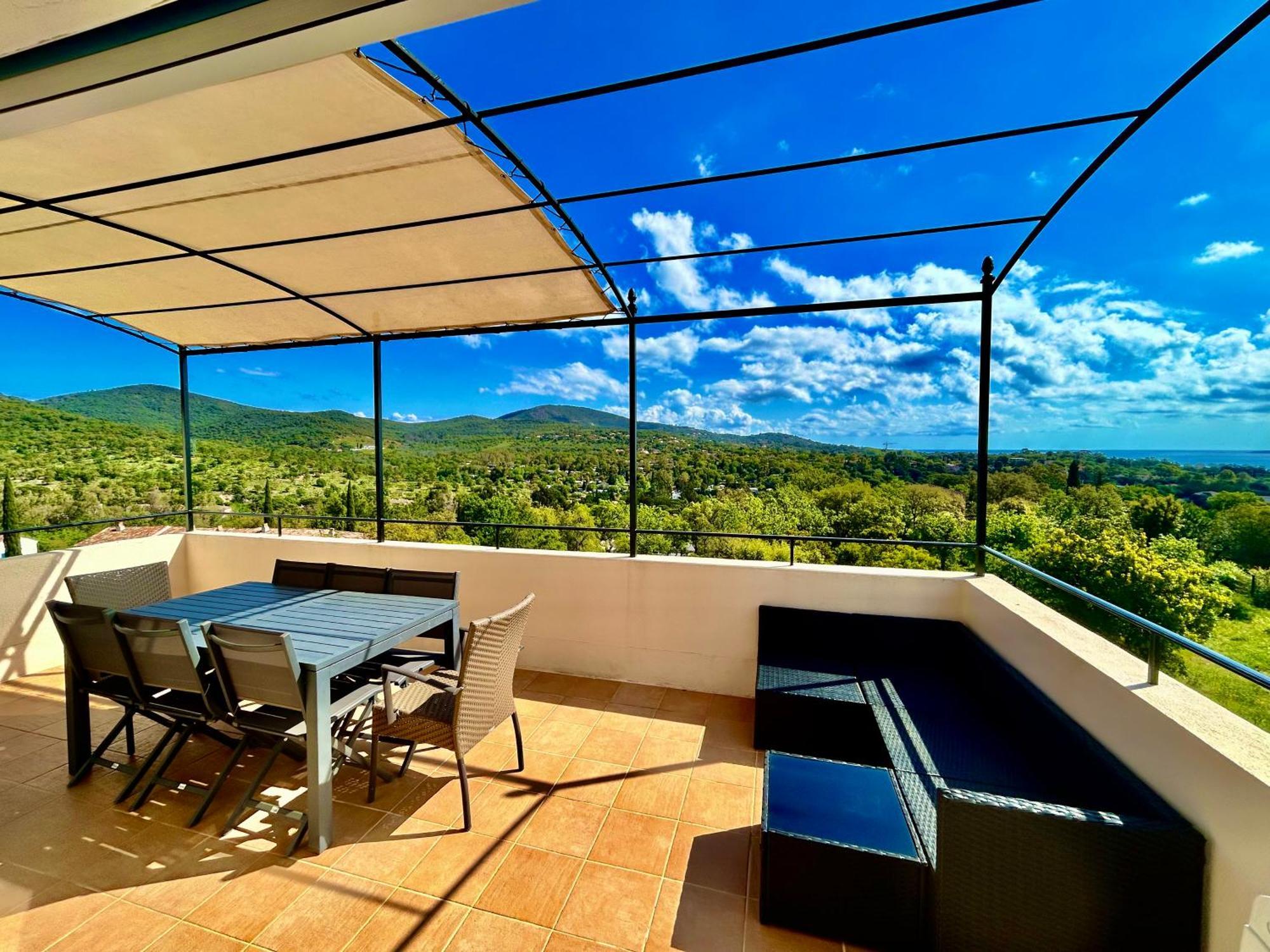 Les Restanques Vue Mer Pressoir 3131 Grimaud Exterior foto